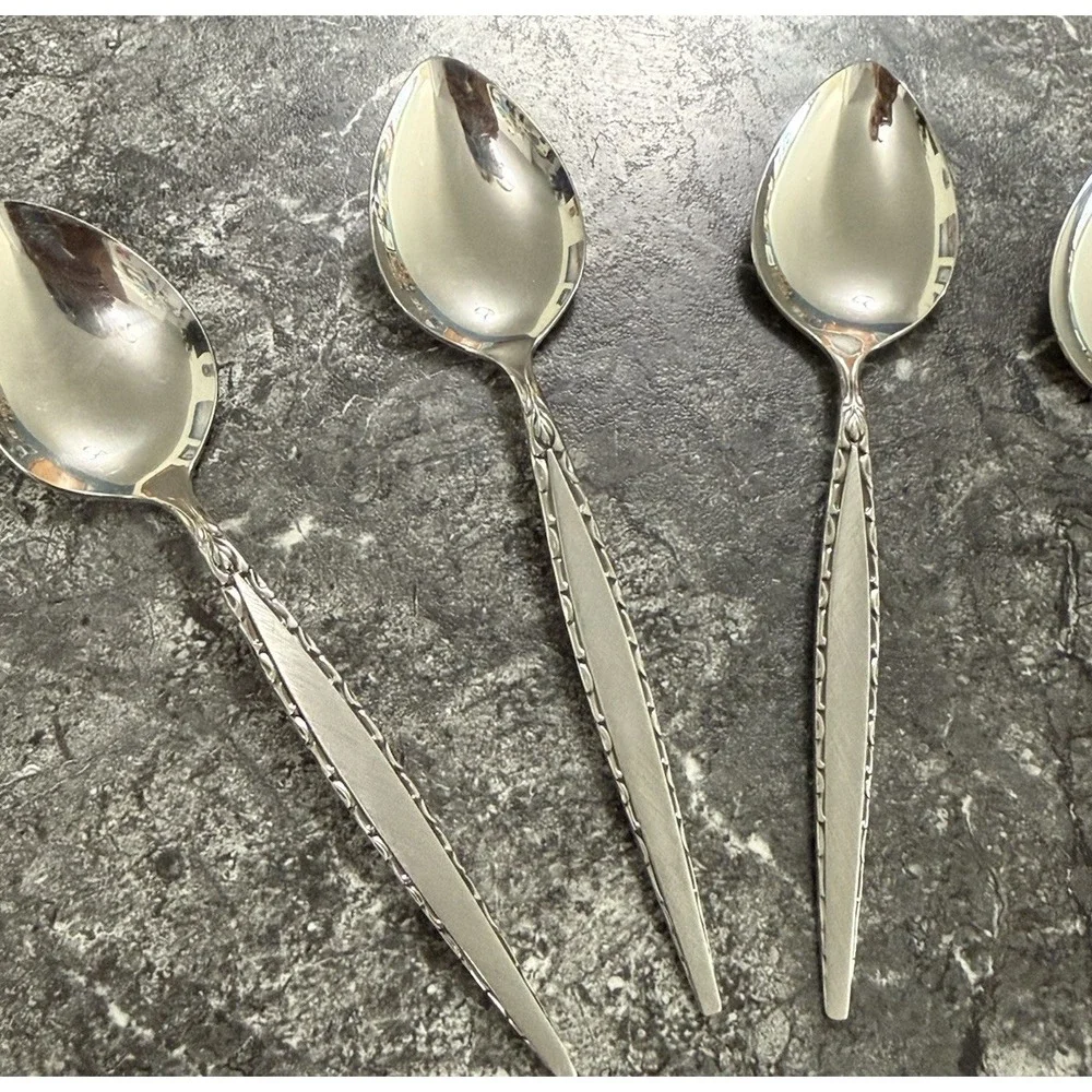Oneida Community Stainless Venetia 6 Oval Soup Spoons Table 1 Small Oval 1 Tsp